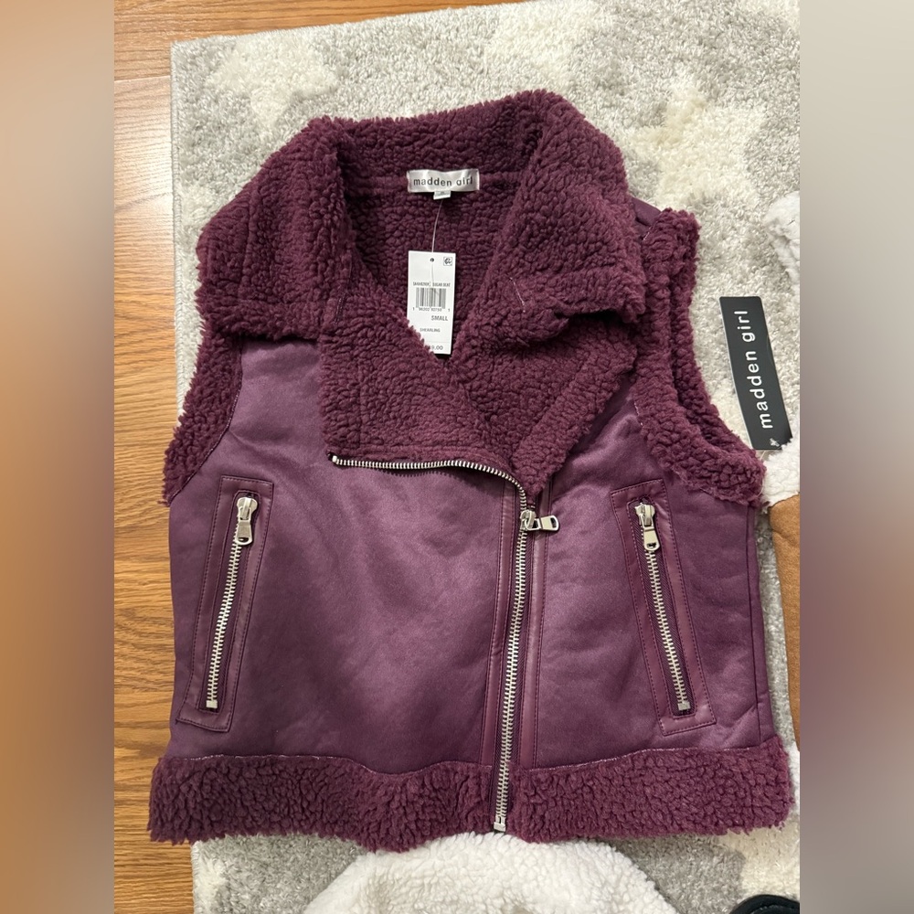 Faux Fur Shearling Women's Vests - Picture 4 of 11